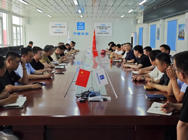 金茂装饰举办“谈心凝思想，谈话促提升”公司领导面对面活动